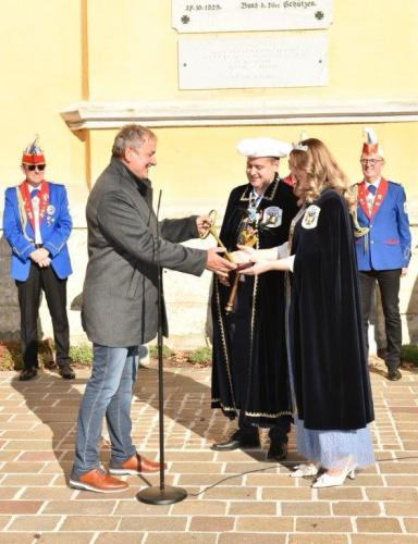 WhatsApp Image 2025-11-10 at 12.28.15 (5)